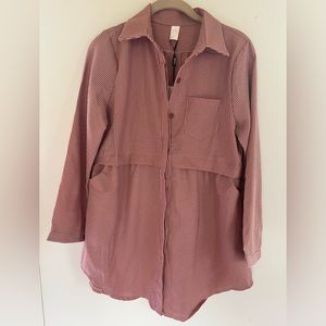 Sicily Oversized long sleeved shirt. Size Small